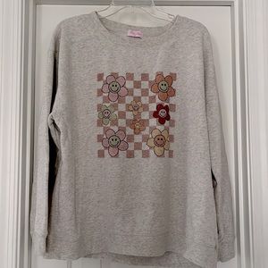 Pink Lily fleecy graphic sweatshirt size L